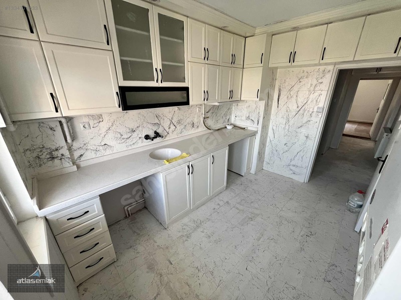 Atlas'tan Atakent'te (75. Yıl) Geniş Üst Kat 2+1 Kiralık Daire — fotoğraf 6