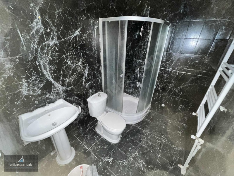 Atlas'tan Atakent'te (75. Yıl) Geniş Üst Kat 2+1 Kiralık Daire — fotoğraf 20