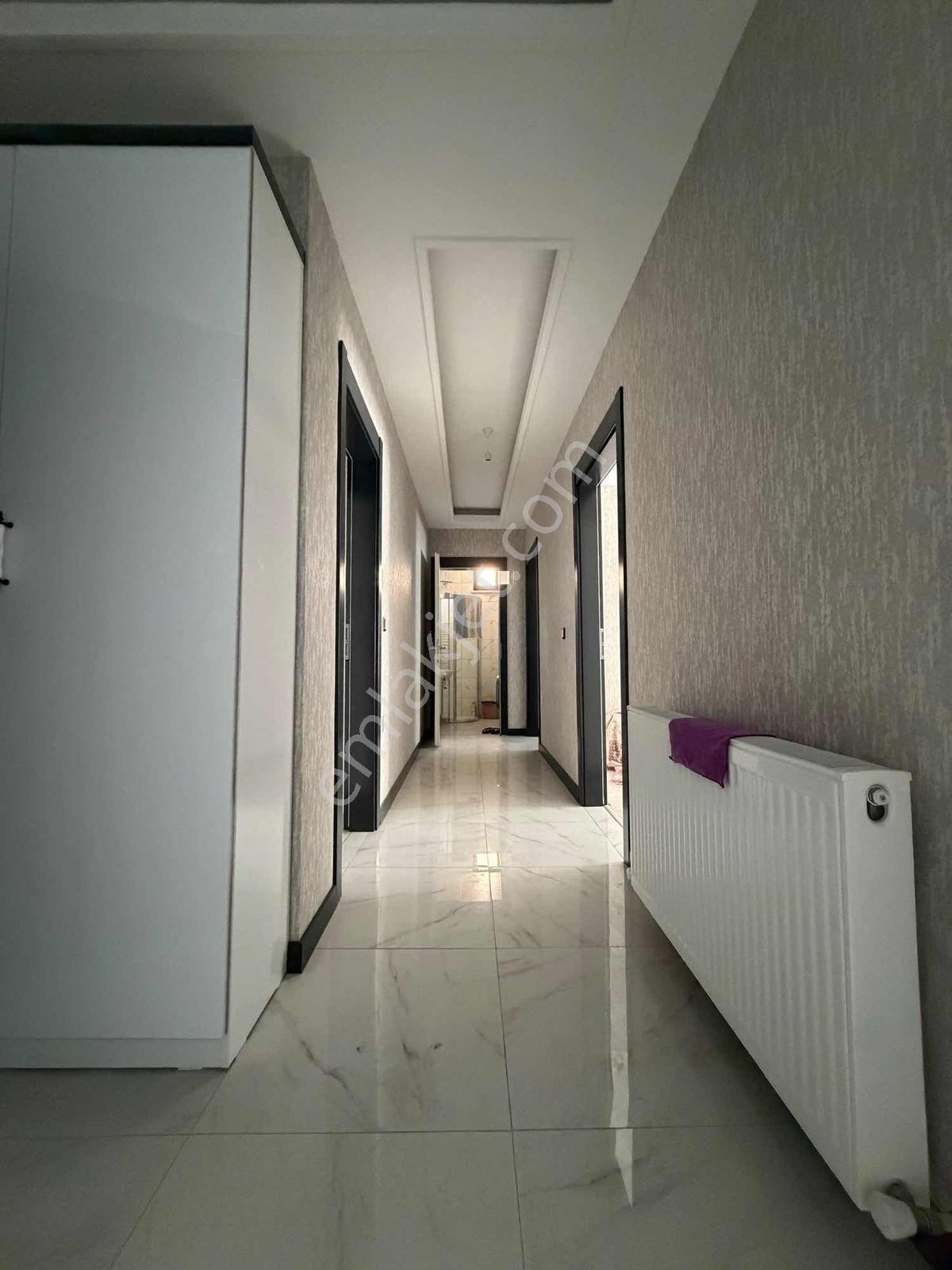Paşacık Mahallesi Satılık Çift Balkon Fırsat Daire — fotoğraf 3