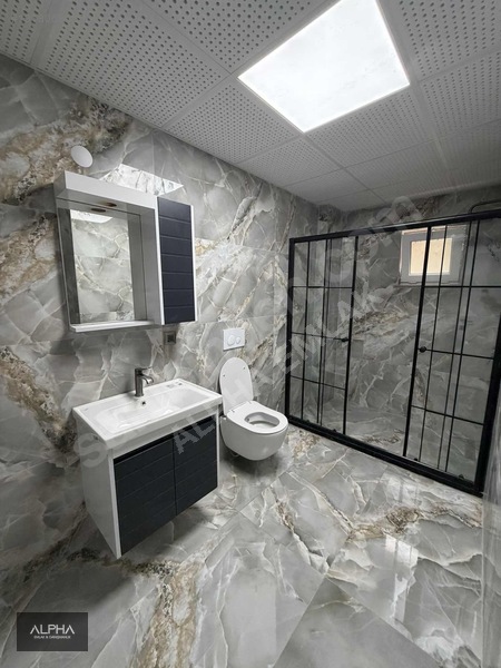 Alpha Emlak'tan Merkezi Konumda 1+1 Kiralık Daire — fotoğraf 5