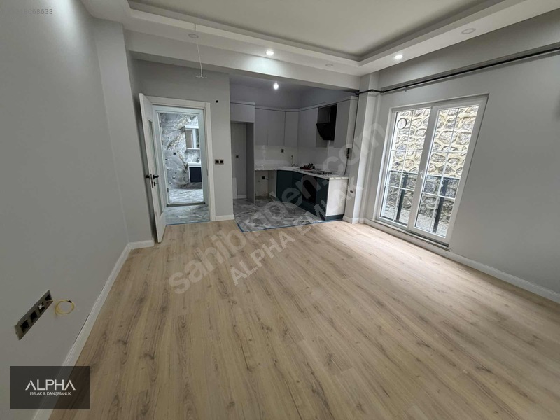 Alpha Emlak'tan Merkezi Konumda 1+1 Kiralık Daire — fotoğraf 9