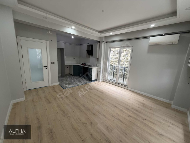 Alpha Emlak'tan Merkezi Konumda 1+1 Kiralık Daire — fotoğraf 10