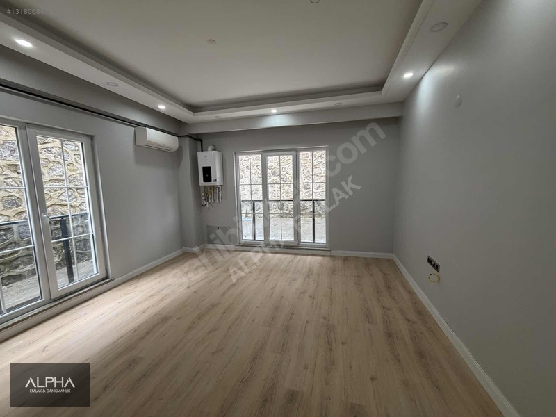 Alpha Emlak'tan Merkezi Konumda 1+1 Kiralık Daire — fotoğraf 13