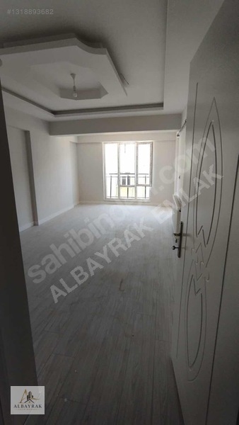 Şehir Merkezinde Satılık 2+0 Daire - 75m² — fotoğraf 9
