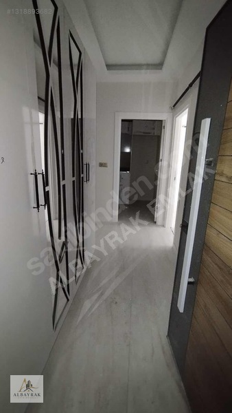 Şehir Merkezinde Satılık 2+0 Daire - 75m² — fotoğraf 11