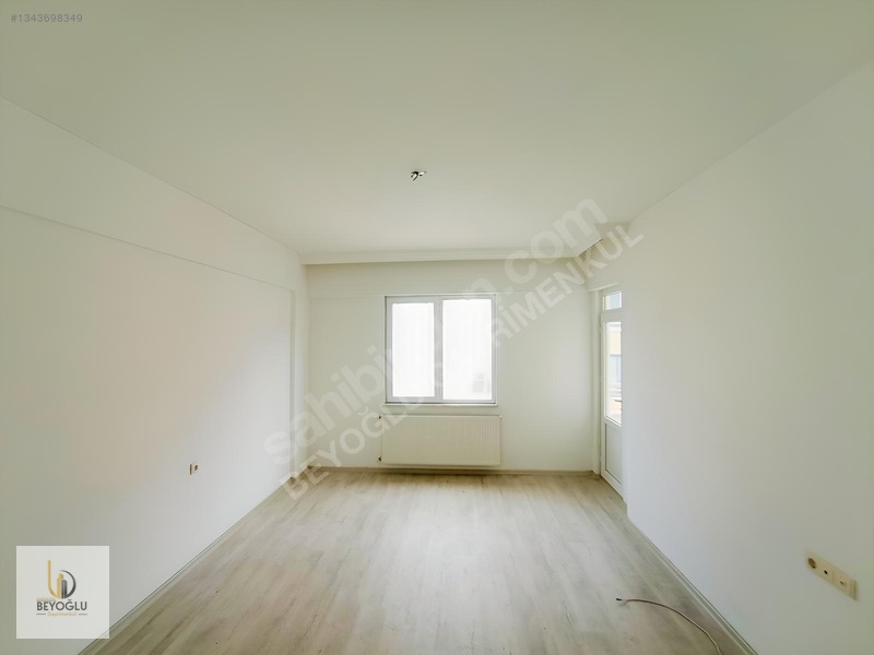 Beykent'de Merkezi Konum'da Masrafsız Temiz 2+1 Kiralık Daire