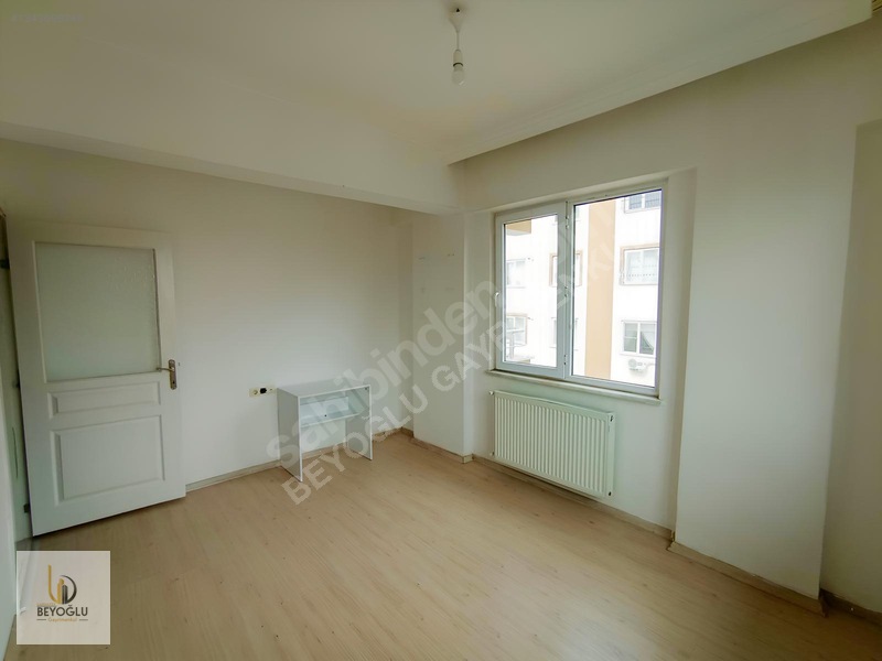 Beykent'de Merkezi Konum'da Masrafsız Temiz 2+1 Kiralık Daire — fotoğraf 15