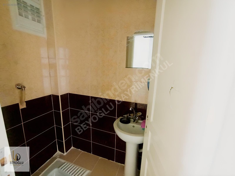 Beykent'de Merkezi Konum'da Masrafsız Temiz 2+1 Kiralık Daire — fotoğraf 17