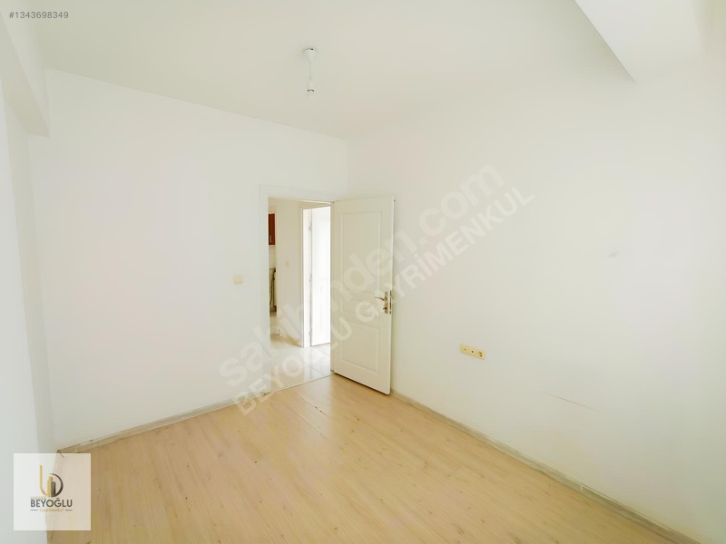 Beykent'de Merkezi Konum'da Masrafsız Temiz 2+1 Kiralık Daire — fotoğraf 22