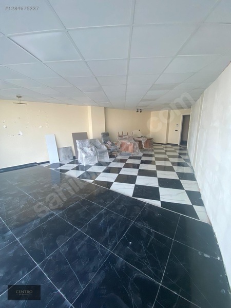 Beylikdüzü Beykent Centro Satış Ofisinden 61m2 Satılık Ofis — fotoğraf 4