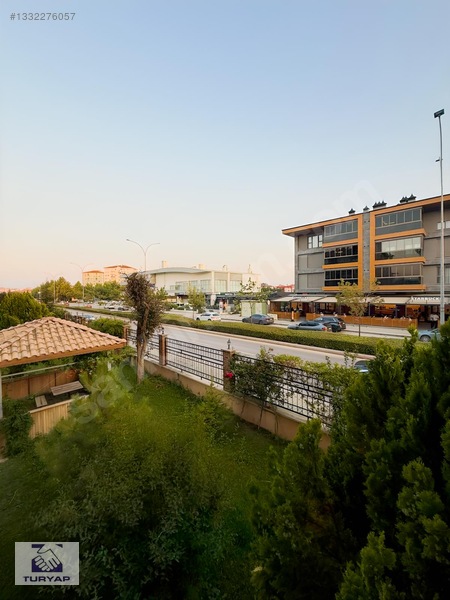 Batıkent Mah. Kardelen Konakları'nda 4+1 Geniş Kiralık Daire — fotoğraf 2