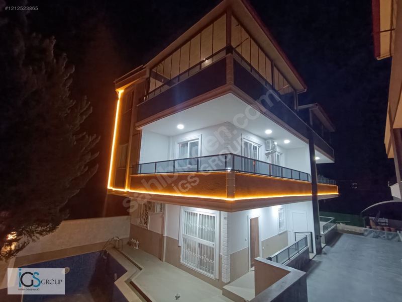 Aydın Didim Hisar Mahallesinde Müstakil Havuzlu&Ful Eşyalı 4+1