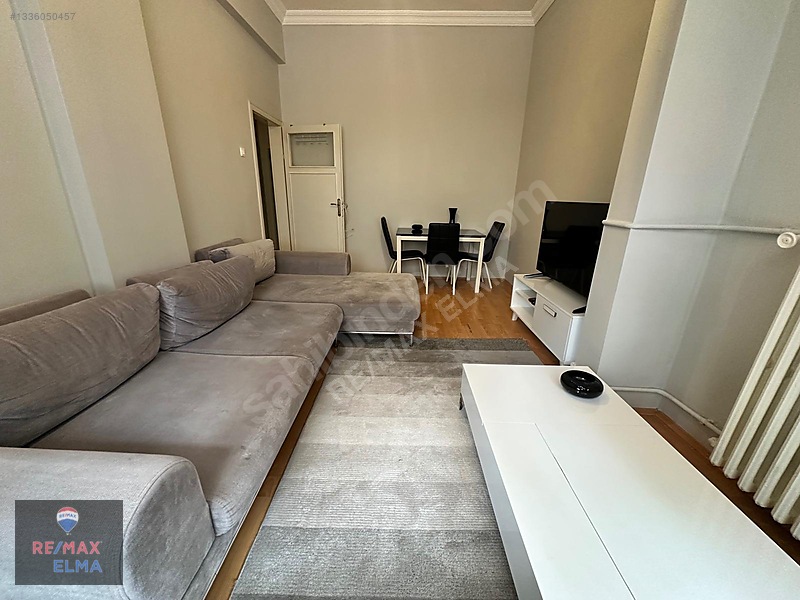 Yaprak Sokakta Mobılyalı, Otoparklı 3+1 Kıralık — fotoğraf 3