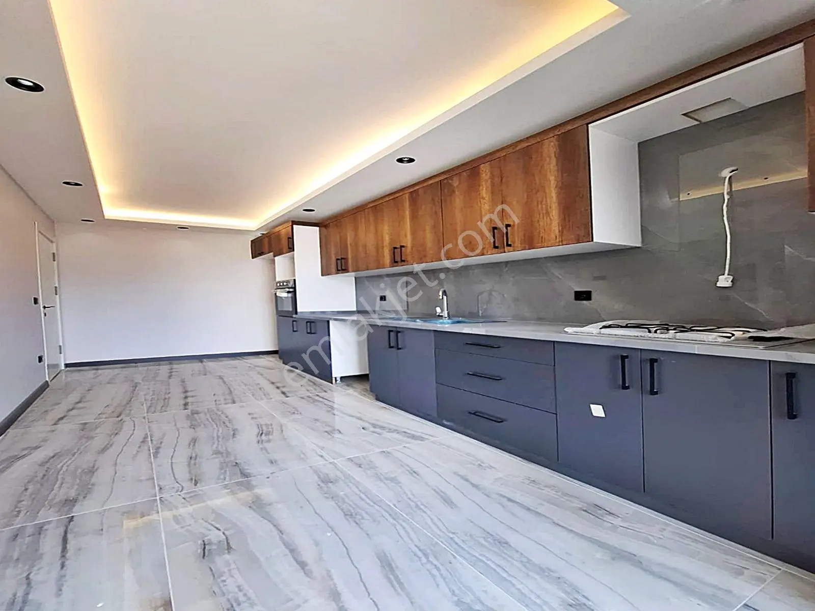 Yıldırım Yapı'dan Beylikdüzü'nde Yerden Isıtmalı Butik Sitede 3+1 Ebeveyn Banyolu Dairemiz Satışta!! — fotoğraf 2