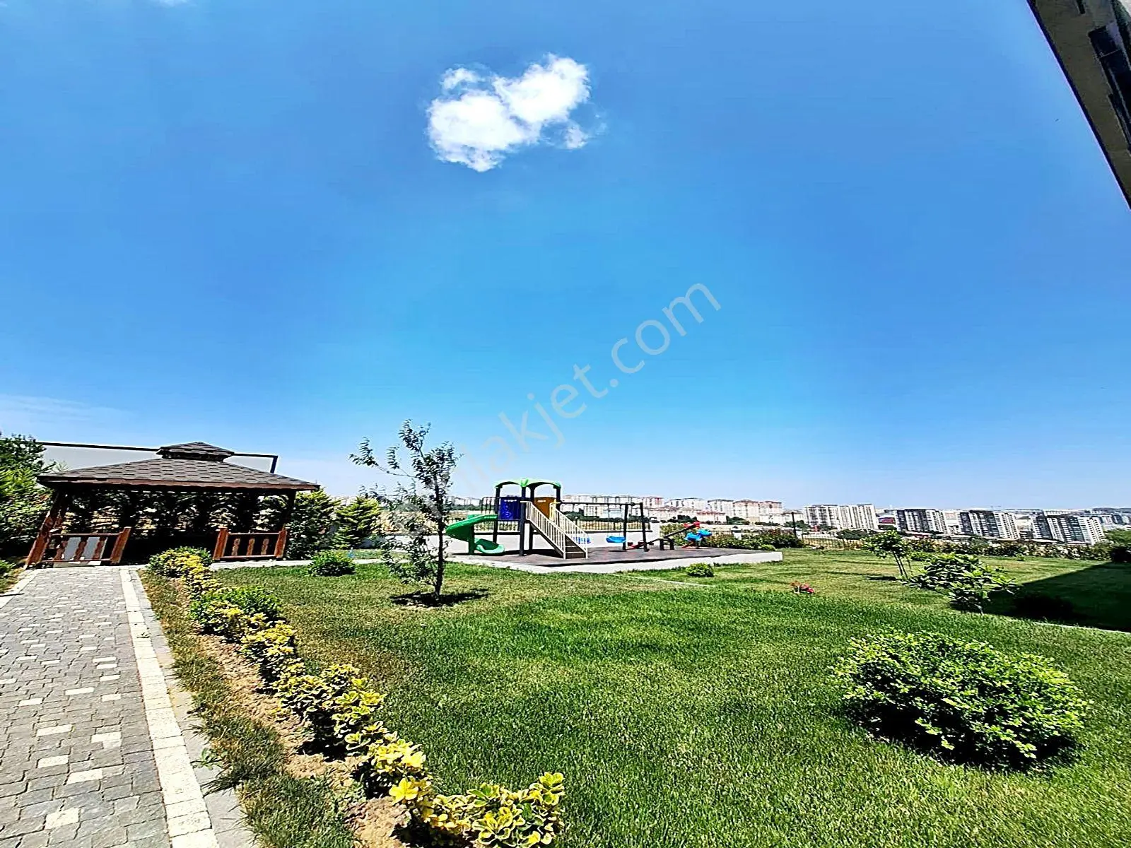 Yıldırım Yapı'dan Beylikdüzü'nde Yerden Isıtmalı Butik Sitede 3+1 Ebeveyn Banyolu Dairemiz Satışta!! — fotoğraf 10