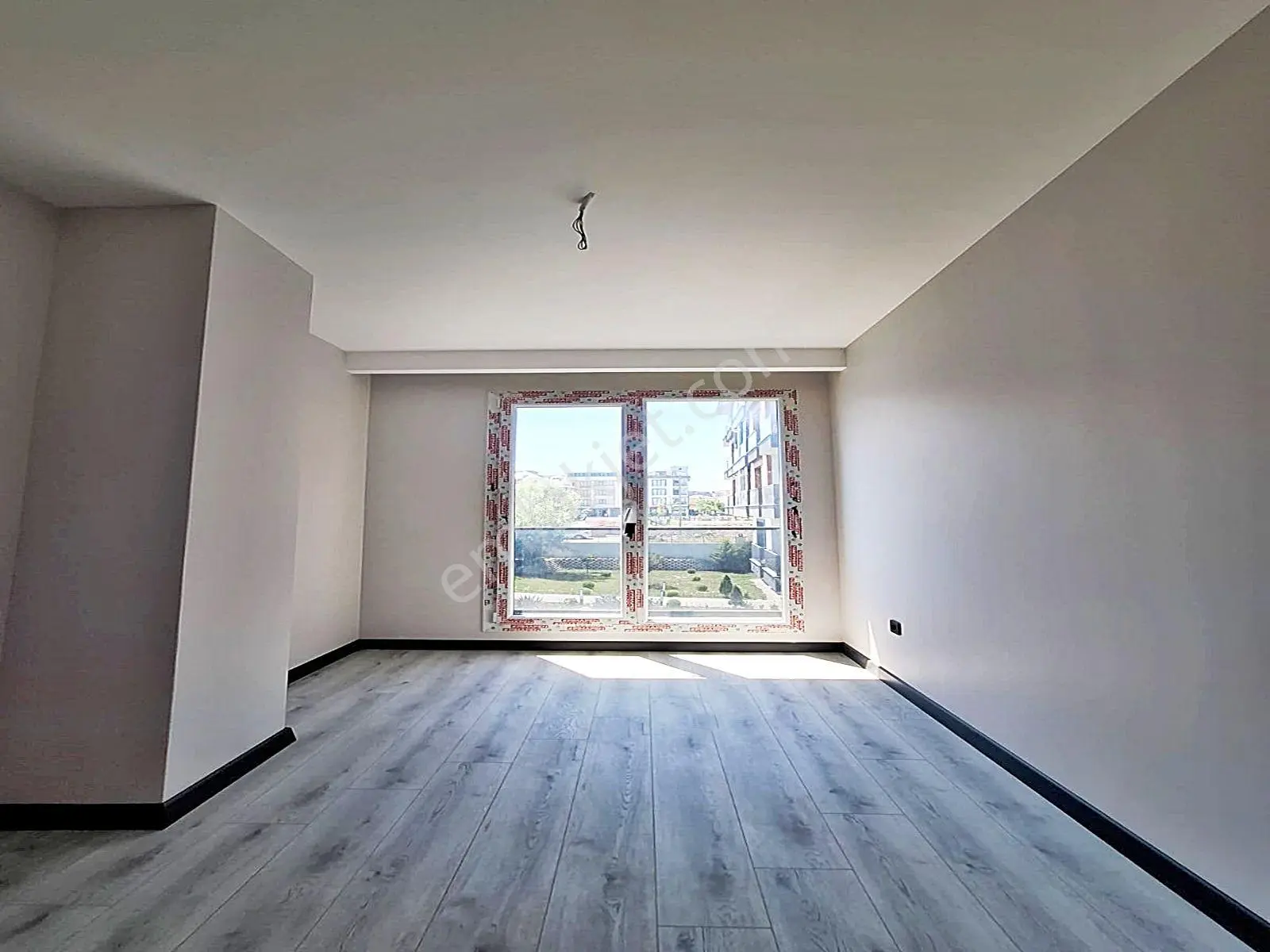 Yıldırım Yapı'dan Beylikdüzü'nde Yerden Isıtmalı Butik Sitede 3+1 Ebeveyn Banyolu Dairemiz Satışta!! — fotoğraf 14