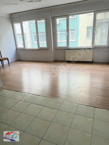 Merkezde 2+1 Kombili Balkonlu