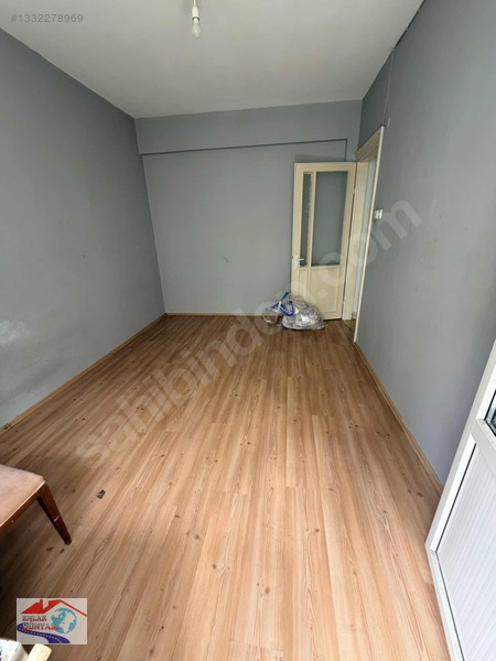 Merkezde 2+1 Kombili Balkonlu — fotoğraf 8