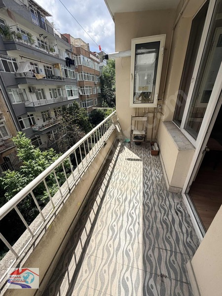 Merkezde 2+1 Kombili Balkonlu — fotoğraf 13