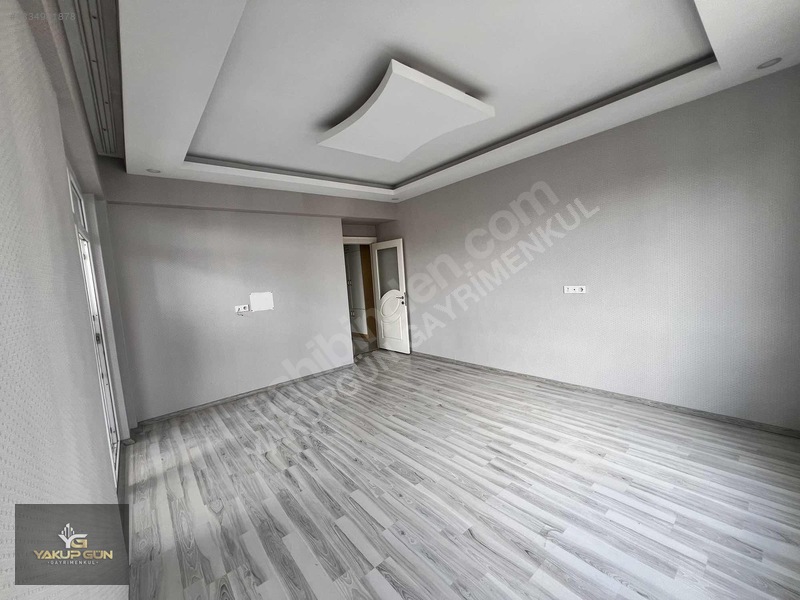 Yakup Gün'den Ertuğrulgazi Mh. 2+1 İskanlı Hasarsız Cam Balkonlu — fotoğraf 25