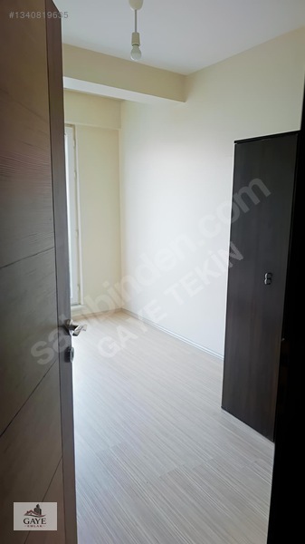 Gaye Emlaktan Ogü Yakını 1+1 Kiralık Daire — fotoğraf 3