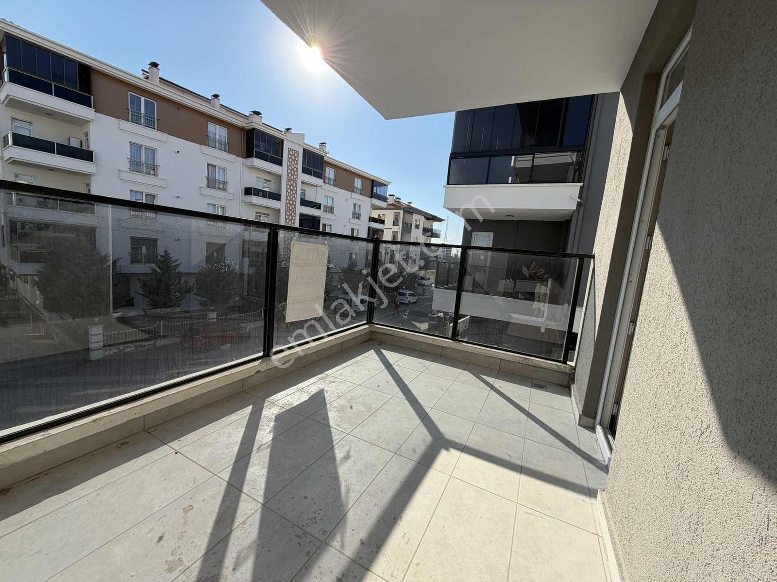 Lotus'tan Hasas Mahallesi Site İçerisinde Satılık 3+1 Daire — fotoğraf 15