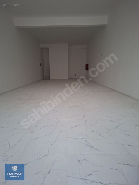 Hastane Caddesinde Geniş Kiralık Daire — fotoğraf 4