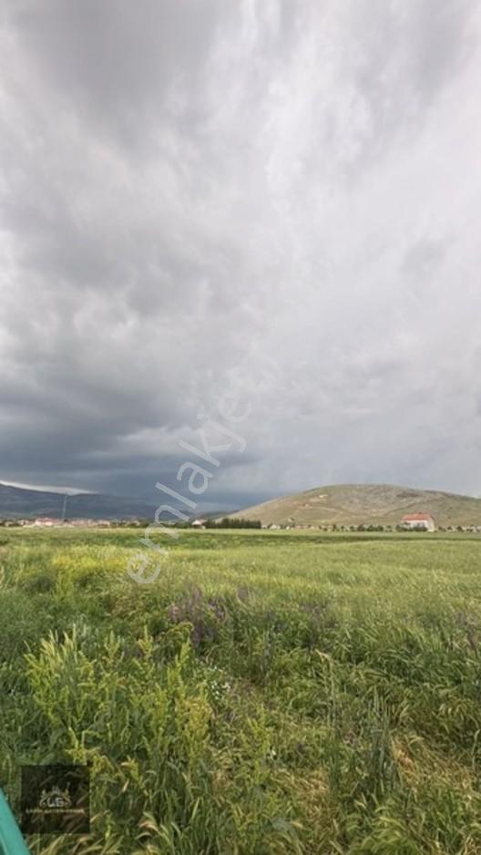 Ladikte İstanbul Yoluna 550 Mt Mesafe 545'er M2 Hesaplı Arsalar — fotoğraf 4