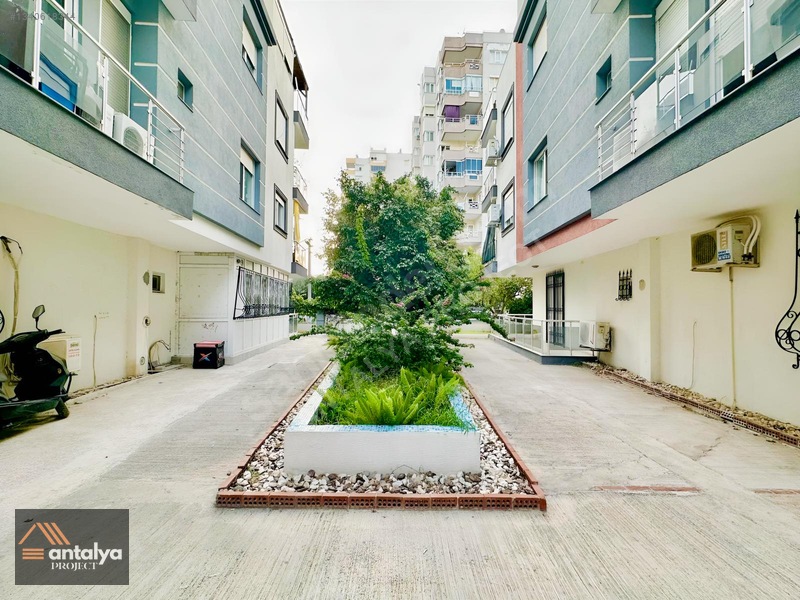Lara Anadolu Hastanesine Komşu Sitede Satılık 3+1 Dubleks — fotoğraf 4
