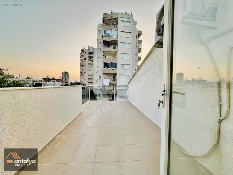 Lara Anadolu Hastanesine Komşu Sitede Satılık 3+1 Dubleks — fotoğraf 22