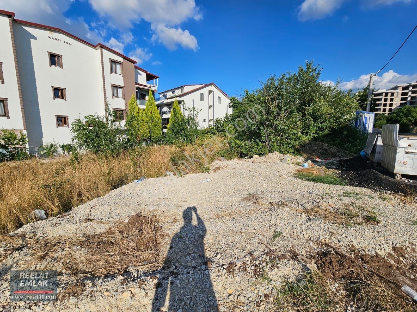 Başiskele Merkezde 975 Mt2 İmarlı Arsa- Yap-sata Uygun-11 Dairelik — fotoğraf 17