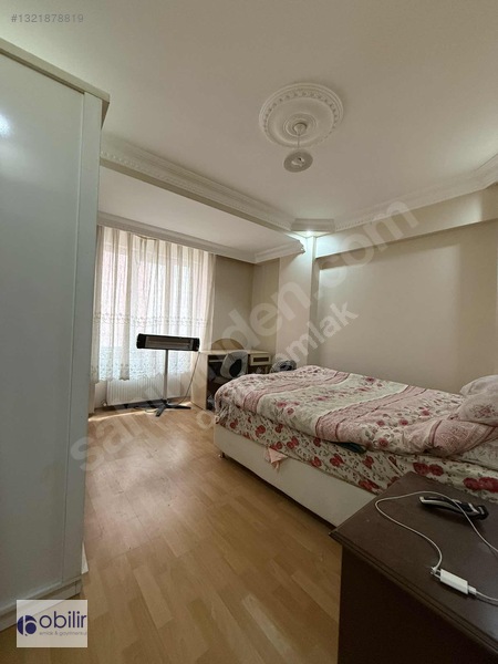 Sultangazide İsmetpaşa Mahallesi 4+1 Geniş Satılık Daire — fotoğraf 8