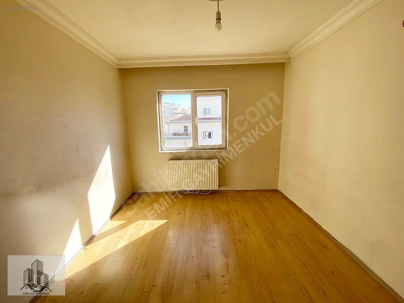 Emir Gayrimenkulden Ekin Mah Yüzme Havuzu Yanı Katta Satılık 3+1 — fotoğraf 8
