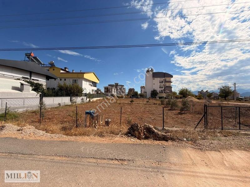 Döşemealtı Kırkgöz Yeniköyde 5 Kat İmarlı 460 M² Satılık Arsa — fotoğraf 3