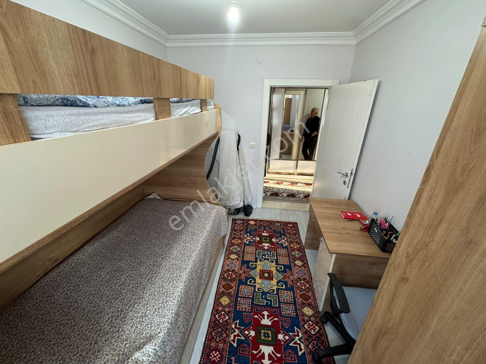 Lotus'dan Fatih De Ara Kat Geniş Yol Cepheli 2+1 — fotoğraf 11