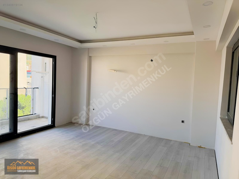 Özgün Gm'den - Tabela Değeri Yüksek "0" Binada Kiralık İş Yeri — fotoğraf 5
