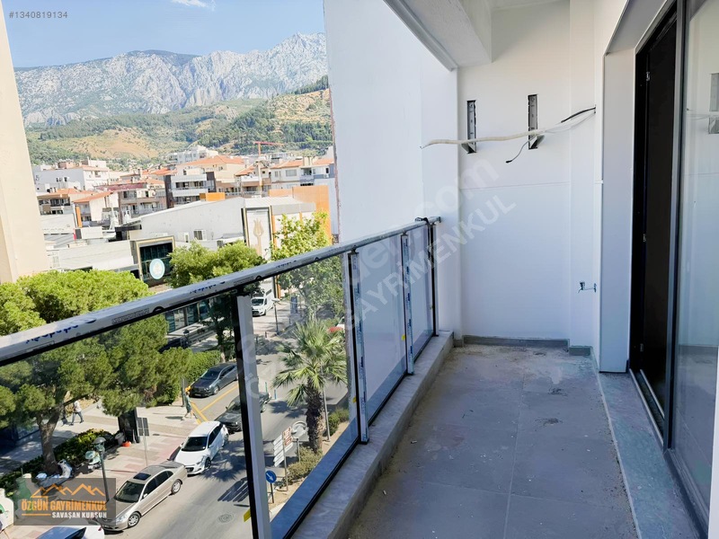 Özgün Gm'den - Tabela Değeri Yüksek "0" Binada Kiralık İş Yeri — fotoğraf 8