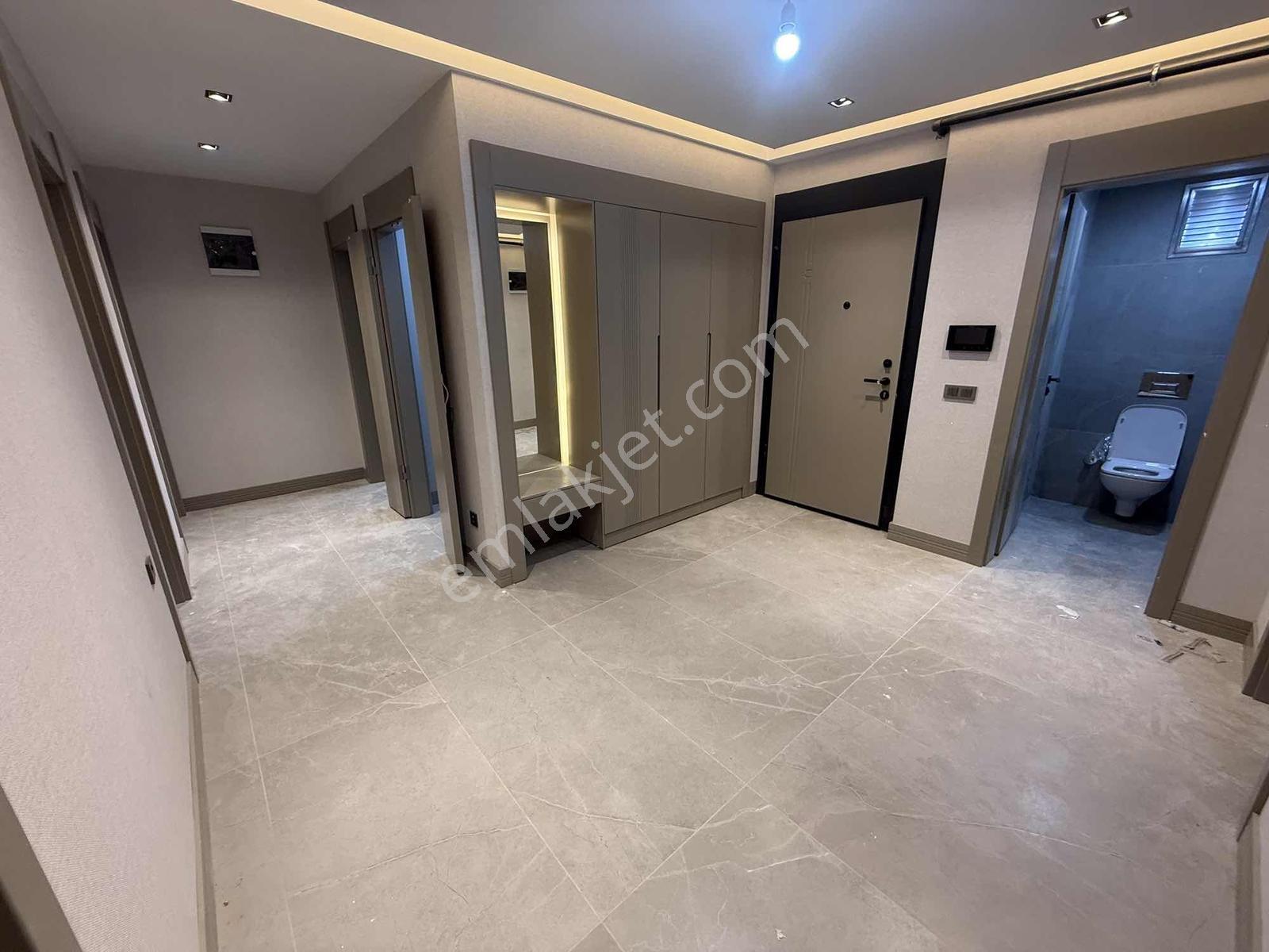 Nakkaş Mahallesinde Site İçi Lüx Daire — fotoğraf 8