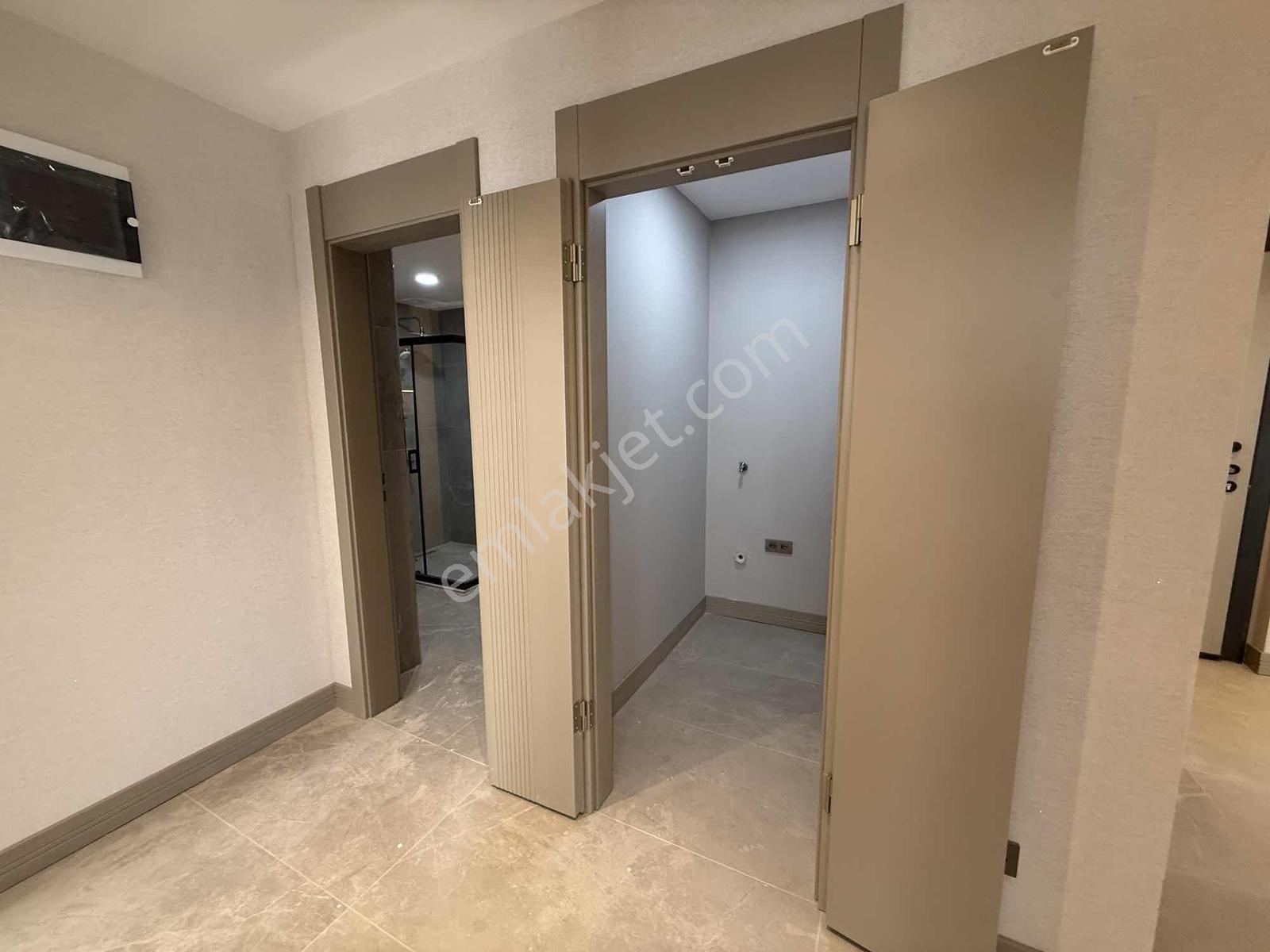 Nakkaş Mahallesinde Site İçi Lüx Daire — fotoğraf 13