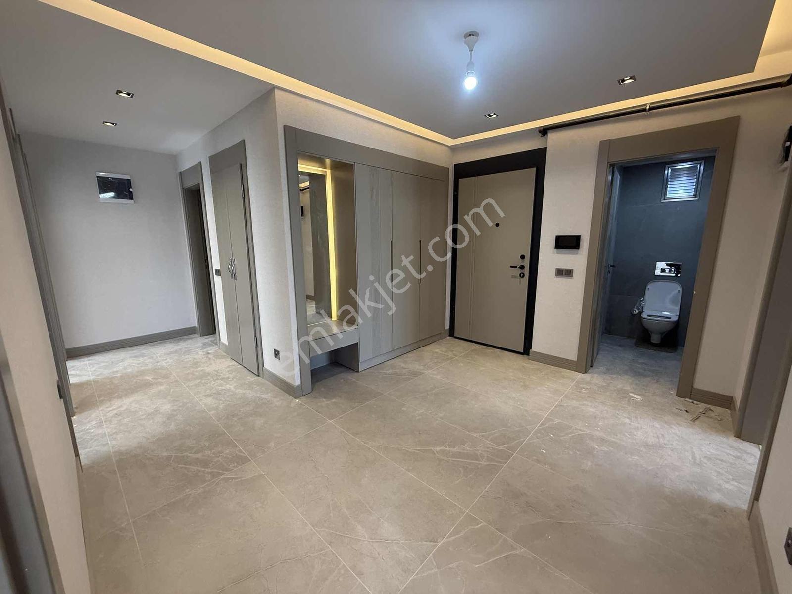 Nakkaş Mahallesinde Site İçi Lüx Daire — fotoğraf 19