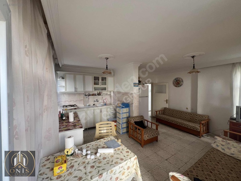 Tece De Denize Yakın Site İçerisinde Geniş Satılık 2+1 Daire — fotoğraf 3