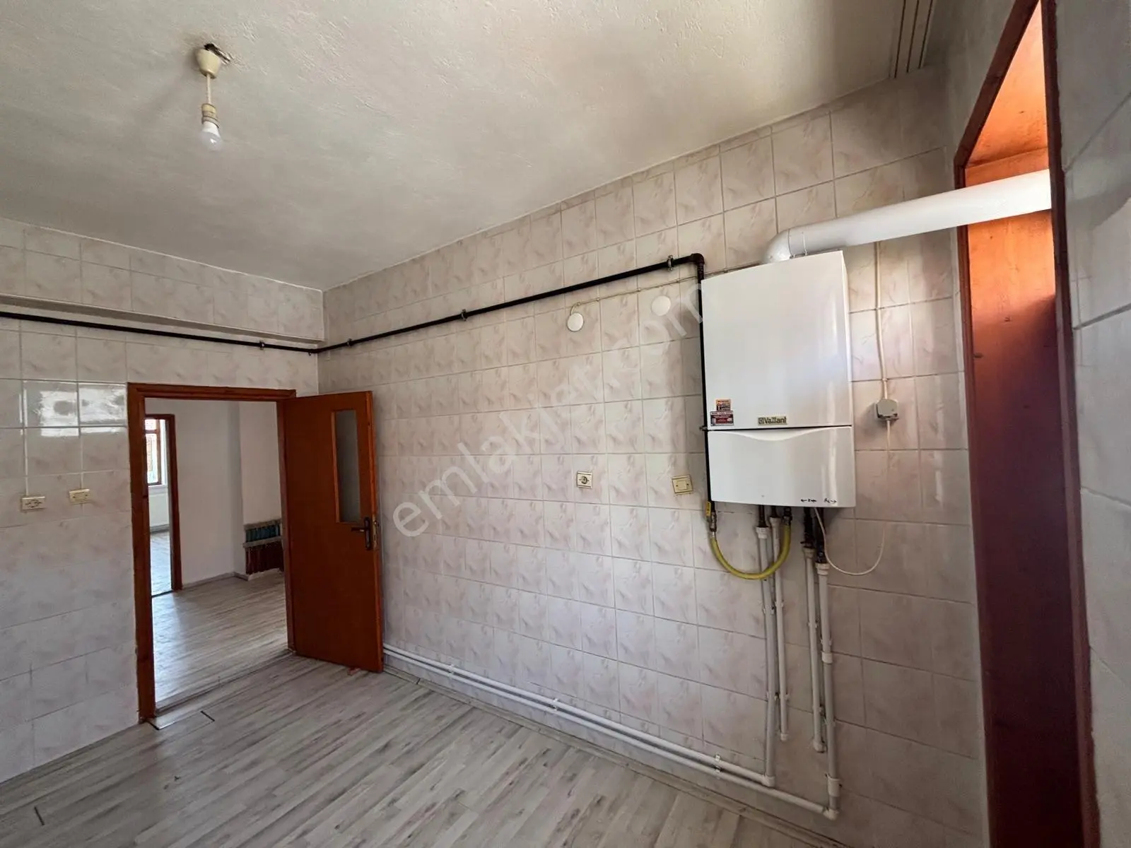 Lotus Gayrimenkulden Yunusemre Mah. Tokide Satılık 3+1 — fotoğraf 14