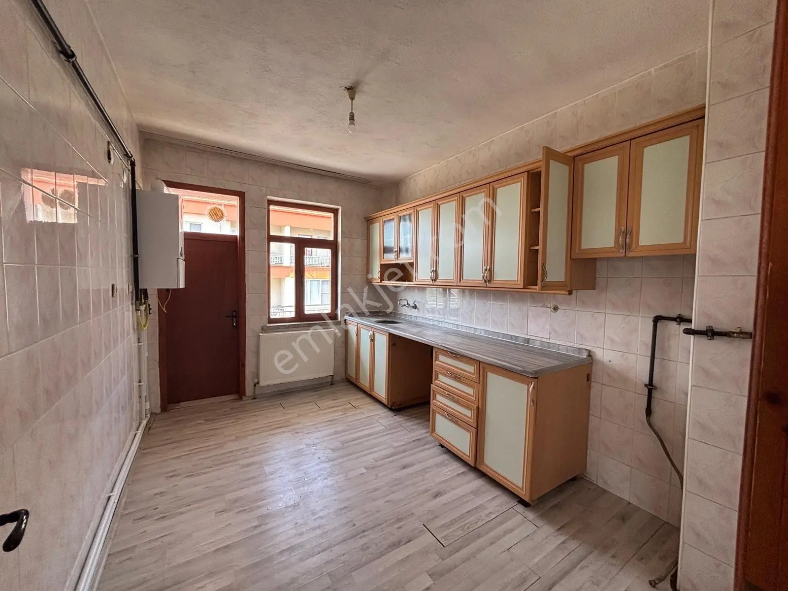 Lotus Gayrimenkulden Yunusemre Mah. Tokide Satılık 3+1 — fotoğraf 16
