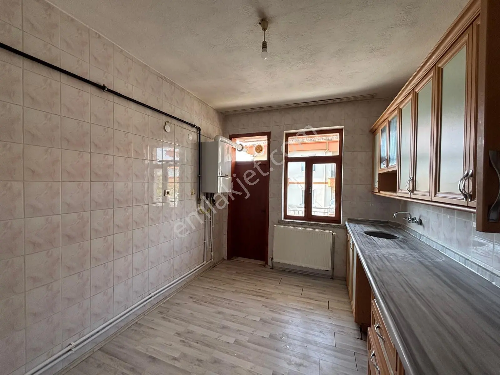 Lotus Gayrimenkulden Yunusemre Mah. Tokide Satılık 3+1 — fotoğraf 17