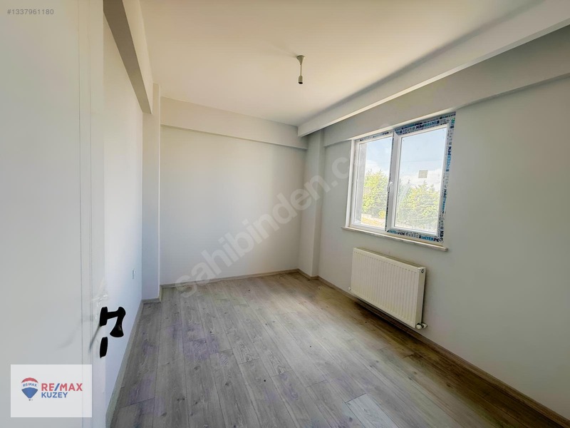 Canıkde Üniversite Yolunda Satılık 2+0 Daire — fotoğraf 26