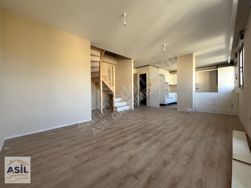 Asil'den Küçükyalı Mektep Cd. Üzeri Sıfır Net 100 M2 3+1 Dubleks — fotoğraf 16