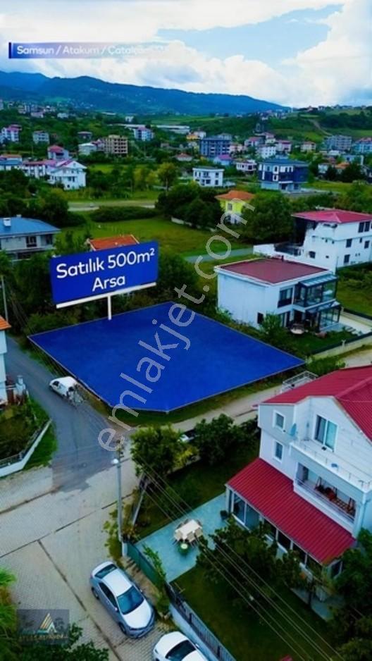 Mavi Atlastan Atalçamda Denize Yakın Köşe Başı 500 M² Arsa