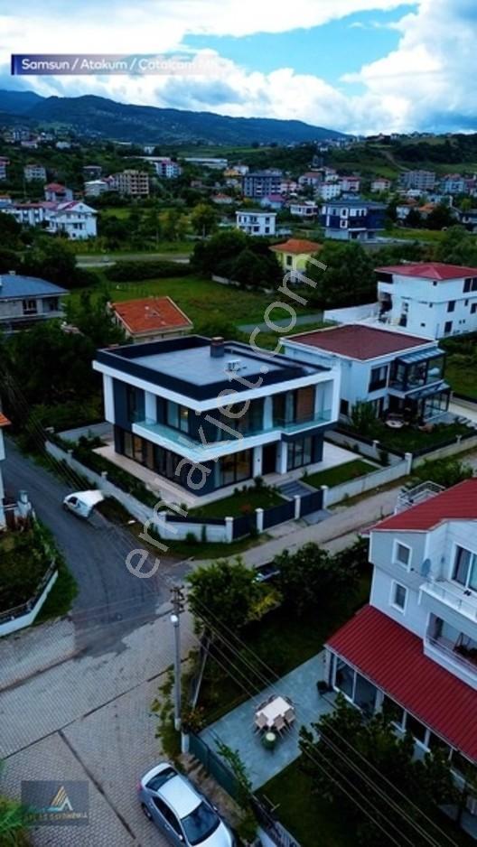 Mavi Atlastan Atalçamda Denize Yakın Köşe Başı 500 M² Arsa — fotoğraf 2