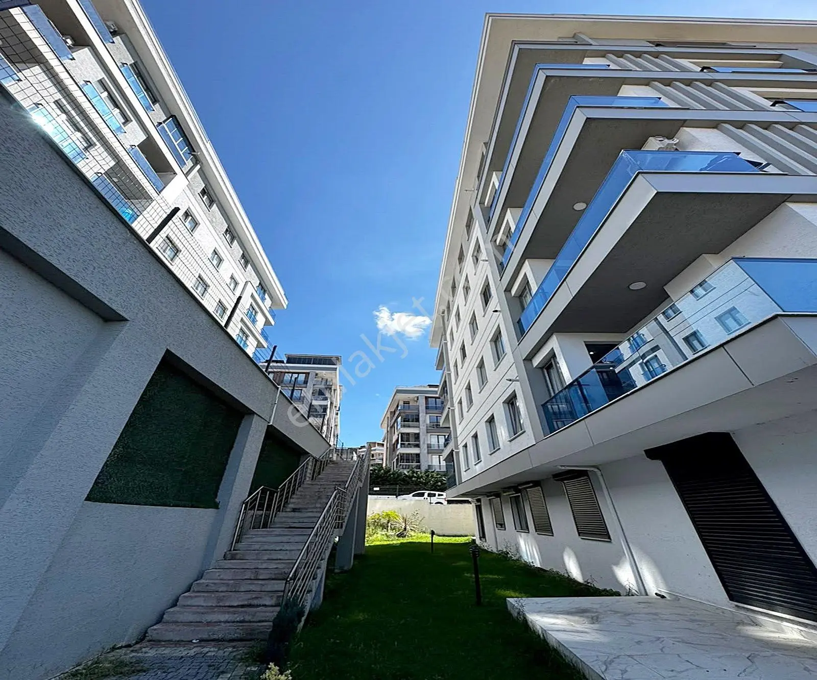 Yıldırım Yapı'dan Butik Sitede Emin Evim Kuruluşlarına Uygun Yeni Binada 2+1 Lüx Daire — fotoğraf 7