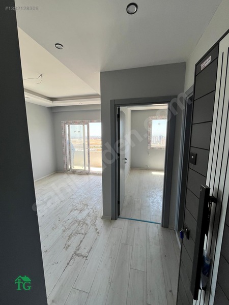 Erguvan Caddesine Çok Yakın Merkezi Konum Lüks Eşyalı Ferah 1+1 — fotoğraf 3